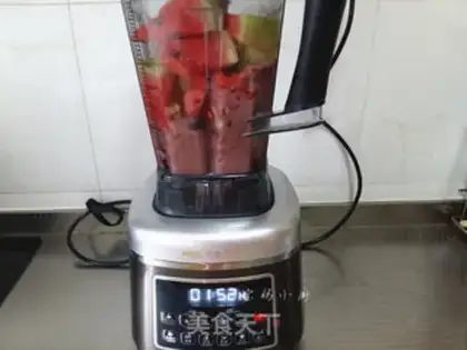 Make Watermelon grape juice step 2