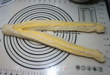 Make Margarita cheese and macaroni step 12
