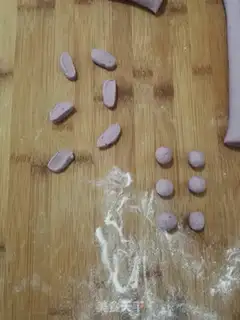 Make Potato cat ears step 9