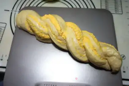 Make Margarita cheese and macaroni step 15