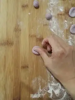 Make Potato cat ears step 10