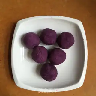 Make Spaghetti bread step 1