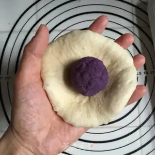 Make Spaghetti bread step 2