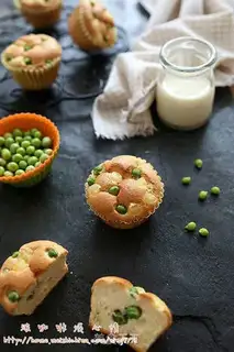 Make All wheat honey pea cake step 11