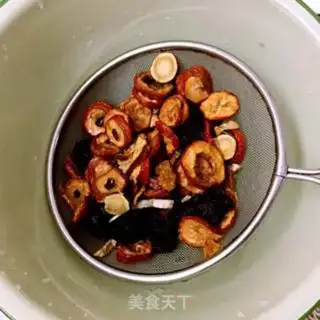 Make Plum soup step 1
