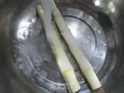 Make Whip round toad soup step 1
