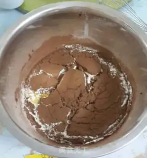 Make Chocolate twilight cake step 1