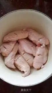 Make Coke chicken wings step 1