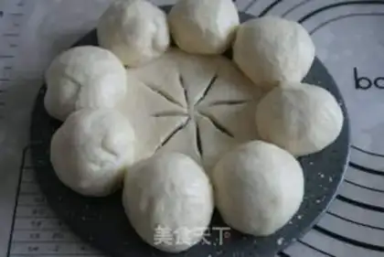 Make Flower bread step 7