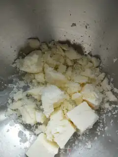 Make Spinach salmon cheese step 4