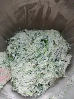 Make Spinach salmon cheese step 6