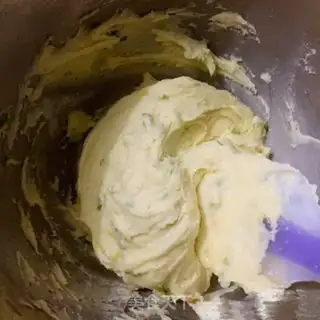 Make Onion cookies step 6