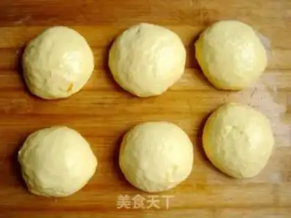 Make Pineapple bread step 1