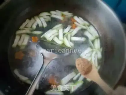 Make Squirty carrot egg soup step 3
