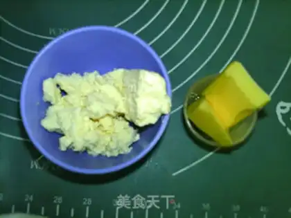 Make A creamed cheesecon step 1