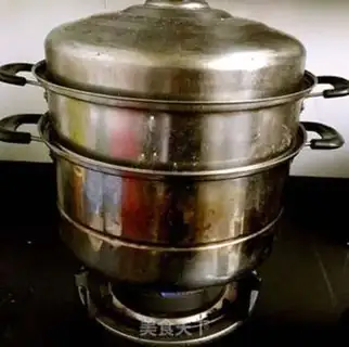 Make Autumn eggs step 5