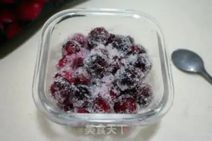Make Sugar cranberry step 1