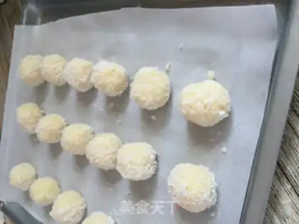 Make Protein coconut ball step 6