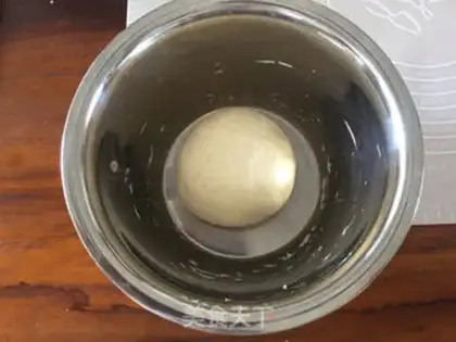 Make Mango Pizza Cup step 2