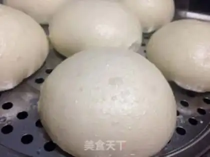 Make Meat buns step 4