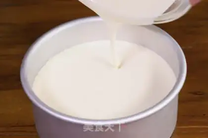 Make Yogurt cream cheesecake step 8