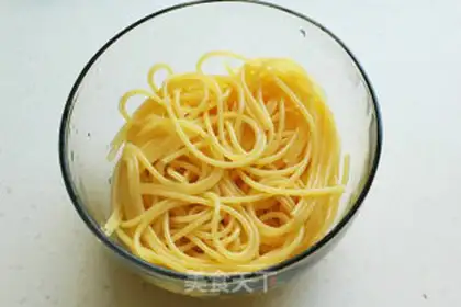 Make Bacon pasta step 1