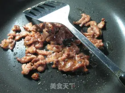 Make Pizza pepper beef step 1
