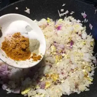 Make Thai pineapple fried rice step 8