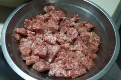 Make Plum and pork buns step 3