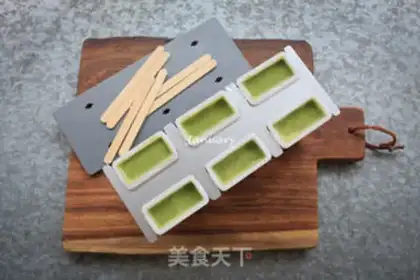 Make Cream butter with tea popsicles step 3
