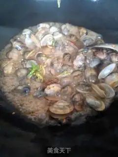 Make Ginger-on-on-flower clams step 3