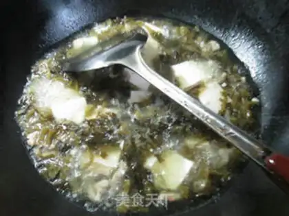 Make Pork sour tofu soup step 3