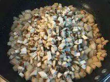 Make Onion meat rice step 16