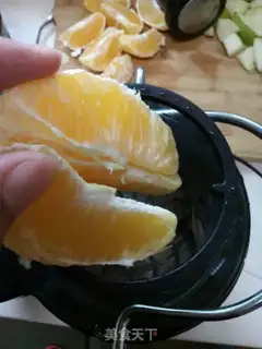 Make Orange pear juice step 2