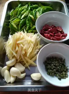 Make Qianzhou dry duck step 3