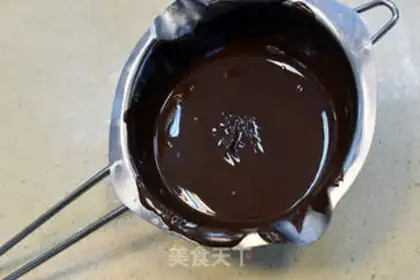 Make French chocolate cake step 7