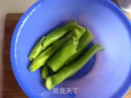 Make Cream peppers and fried meat step 4
