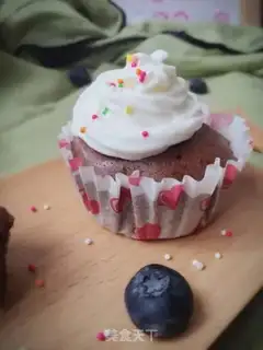 Make All-ball chocolate cupcakes step 6