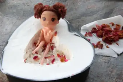 Make Barbie bubble bath cake step 6
