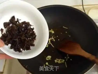 Make Cream peppers and fried meat step 13