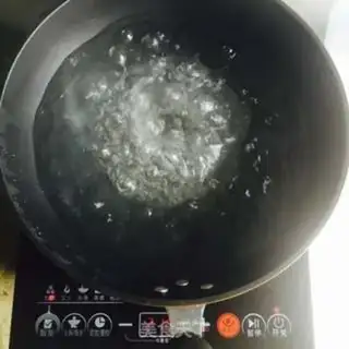 Make Pork-toe beans step 2