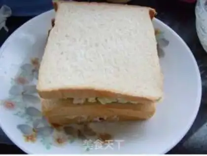Make Egg cucumber ham sandwich step 4