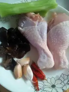 Make Wood and chicken legs step 0
