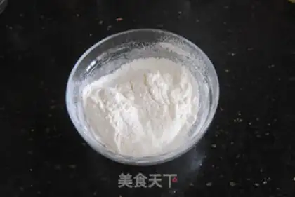 Make Red tea donut cake step 1