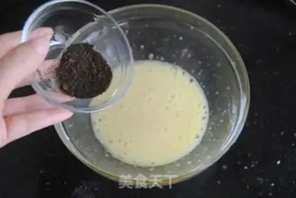 Make Red tea donut cake step 4