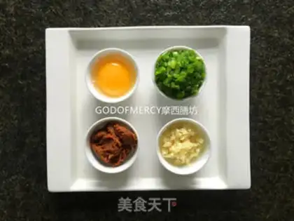 Make Northeast egg sauce step 0