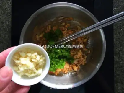 Make Northeast egg sauce step 7
