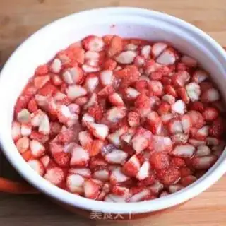 Make Strawberry jam step 4