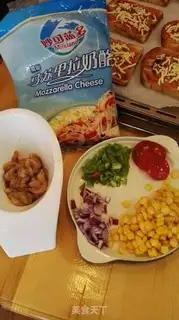 Make Shrimp toast pizza step 1
