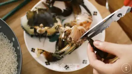 Make Crab congee step 1